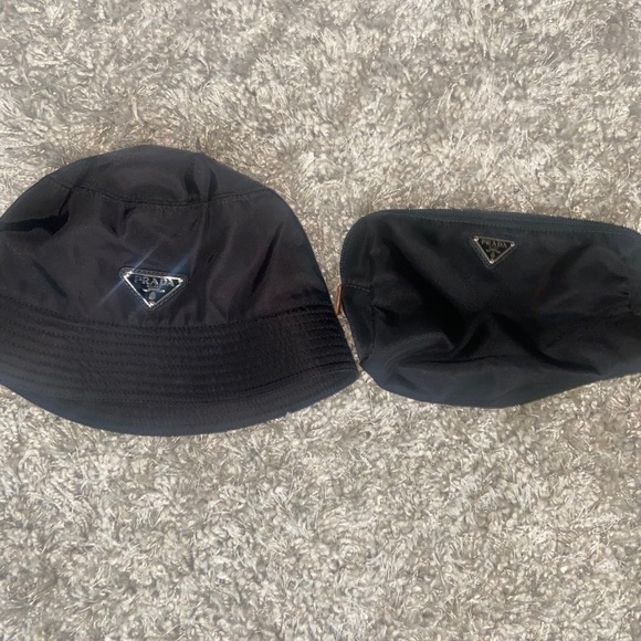 Prada Clutch - Picture 2 of 4